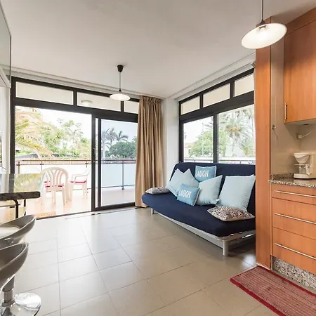 Bohemia Apartment *